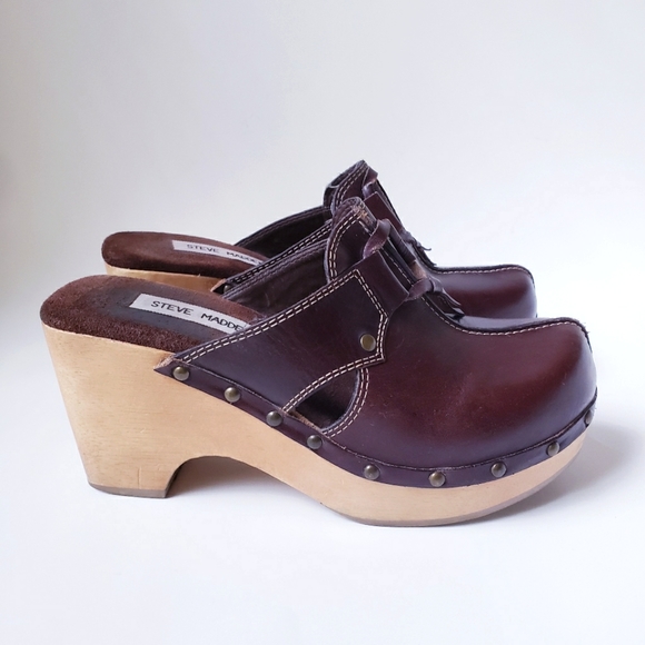 Steve Madden Brown Leather Slip-on Clogs - Picture 2 of 16